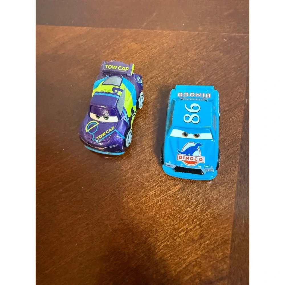 Disney Pixar Cars Mini Racers Chick Hicks Dinoco 86 & Tow Cap 4 Mattel Lot‎ of 2